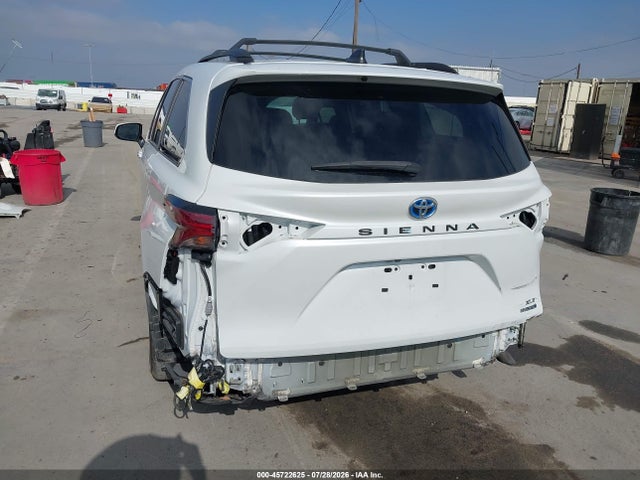 Продаж на аукціоні авто 2022 Toyota Sienna Xle, vin: 5TDJRKEC4NS113804, номер лоту: 45722625