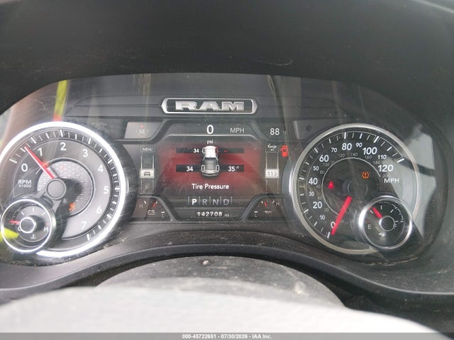 Продаж на аукціоні авто 2020 Ram 1500 Big Horn  4x4 6'4 Box, vin: 1C6SRFBT4LN280383, номер лоту: 45722651