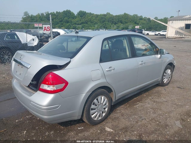 45722679 :رقم المزاد ، 3N1BC1AP7AL449474 vin ، 2010 Nissan Versa 1.8s مزاد بيع
