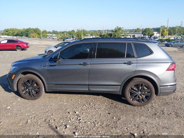 3VV8B7AX4NM153066 Volkswagen Tiguan 2.0t Se R-line Black