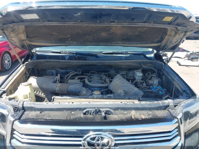 5TFDW5F11FX439656 Toyota Tundra Sr5 5.7l V8