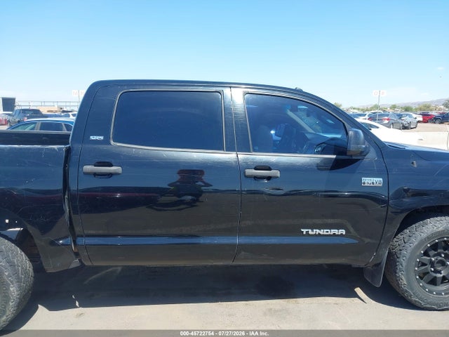 5TFDW5F11FX439656 Toyota Tundra Sr5 5.7l V8