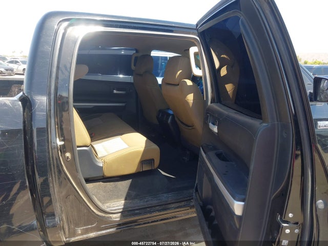 5TFDW5F11FX439656 Toyota Tundra Sr5 5.7l V8