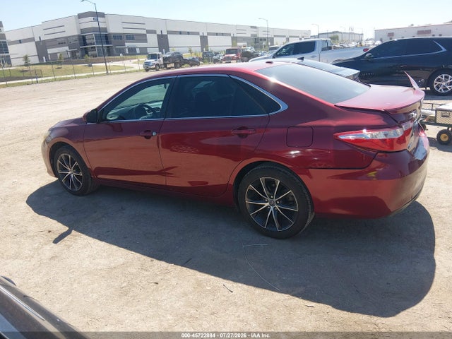 45722884 :رقم المزاد ، 4T1BF1FK6HU733031 vin ، 2017 Toyota Camry Xse مزاد بيع