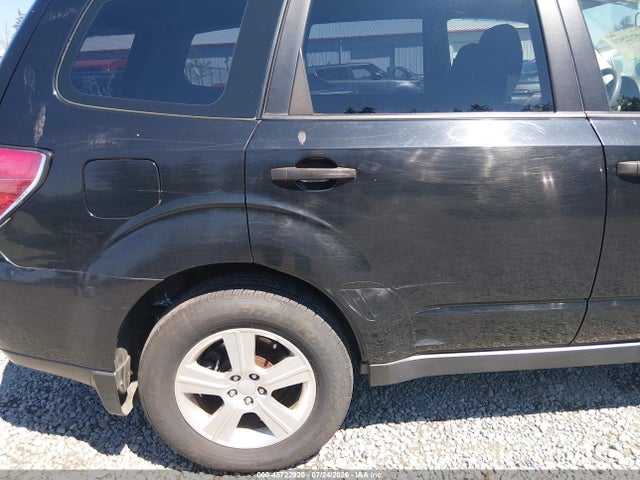 45722920 :رقم المزاد ، JF2SHABC3DG430361 vin ، 2013 Subaru Forester 2.5x مزاد بيع