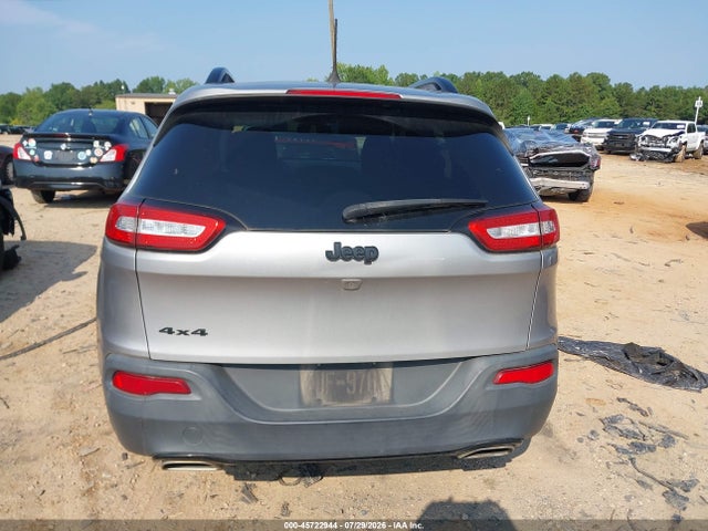 2018 Jeep Cherokee Latitude 4x4 მანქანა იყიდება აუქციონზე, vin: 1C4PJMCXXJD507610, აუქციონის ნომერი: 45722944