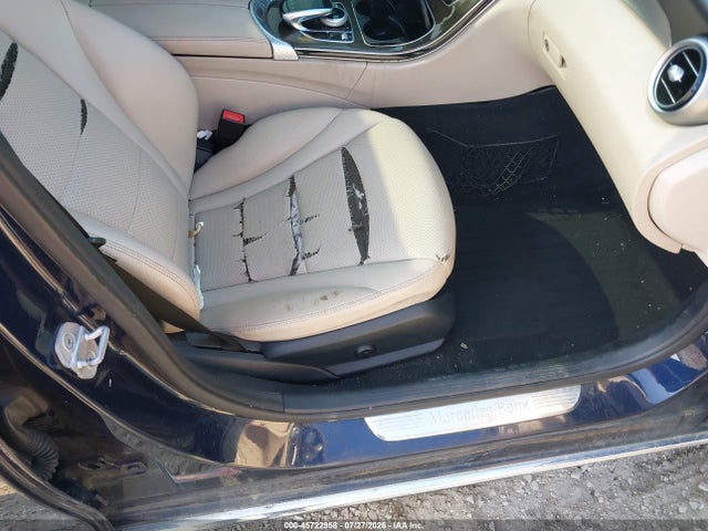 45722958 :رقم المزاد ، 55SWF4KB3FU094558 vin ، 2015 Mercedes-benz C 300 4matic مزاد بيع