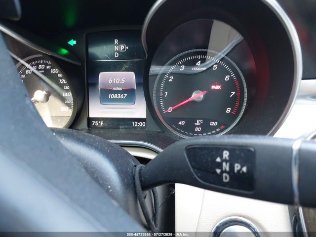 45722958 :رقم المزاد ، 55SWF4KB3FU094558 vin ، 2015 Mercedes-benz C 300 4matic مزاد بيع