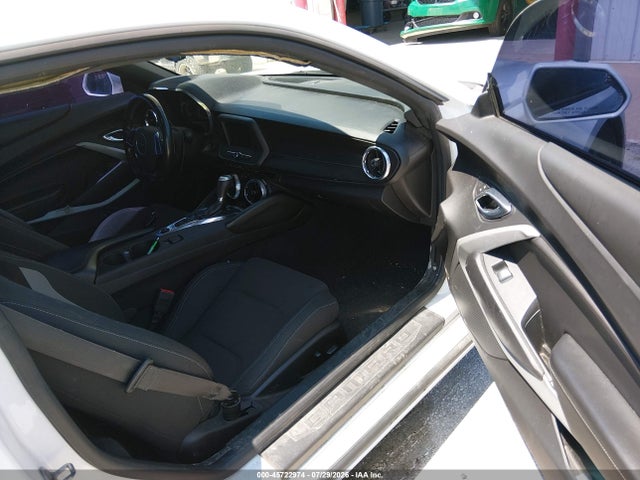 Продажа на аукционе авто 2018 Chevrolet Camaro 1lt, vin: 1G1FB1RXXJ0148399, номер лота: 45722974