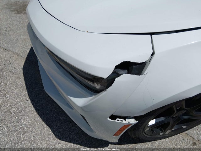Продажа на аукционе авто 2018 Chevrolet Camaro 1lt, vin: 1G1FB1RXXJ0148399, номер лота: 45722974