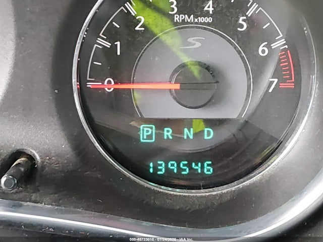 45723010 :رقم المزاد ، 1C3CCBBG6DN728154 vin ، 2013 Chrysler 200 Touring مزاد بيع
