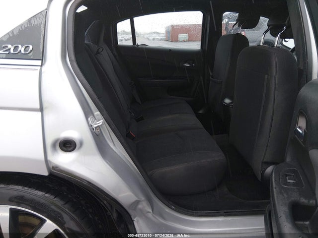 45723010 :رقم المزاد ، 1C3CCBBG6DN728154 vin ، 2013 Chrysler 200 Touring مزاد بيع