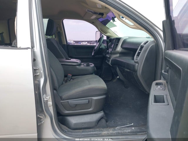 45723035 :رقم المزاد ، 3C6UR5CL4LG282497 vin ، 2020 Ram 2500 Tradesman  4x4 6'4 Box مزاد بيع