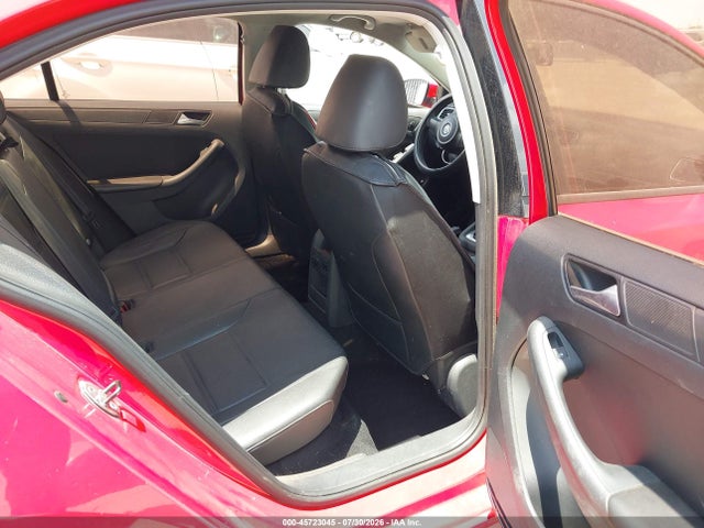 2014 Volkswagen Jetta 1.8t Se მანქანა იყიდება აუქციონზე, vin: 3VWD17AJ2EM417927, აუქციონის ნომერი: 45723045