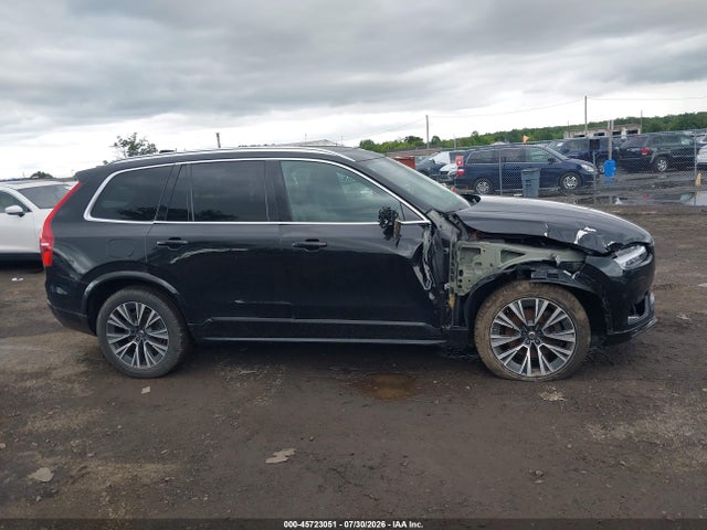 Auction sale of the 2022 Volvo Xc90 T6 Momentum 6 Passenger, vin: YV4A221K9N1781772, lot number: 45723051
