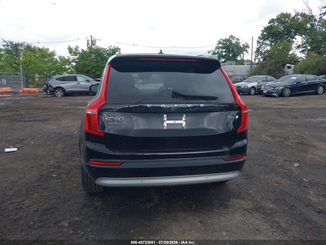 Auction sale of the 2022 Volvo Xc90 T6 Momentum 6 Passenger, vin: YV4A221K9N1781772, lot number: 45723051