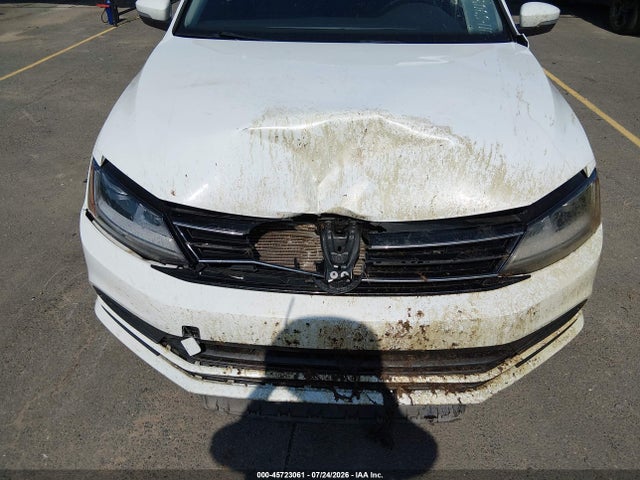 2017 Volkswagen Jetta 1.4t Se მანქანა იყიდება აუქციონზე, vin: 3VWB67AJ4HM311427, აუქციონის ნომერი: 45723061