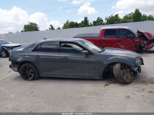 Chrysler 300 300s 2019 2C3CCABG6KH605017 Image 13