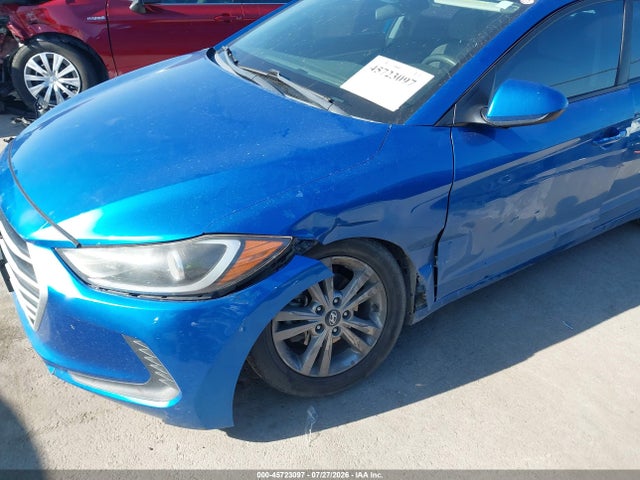 Продажа на аукционе авто 2017 Hyundai Elantra Se, vin: 5NPD84LF9HH180630, номер лота: 45723097