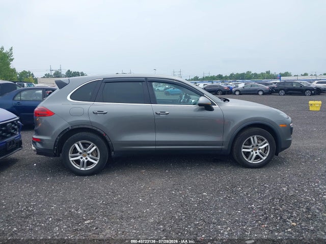 Продаж на аукціоні авто 2017 Porsche Cayenne S, vin: WP1AB2A29HLA50205, номер лоту: 45723136