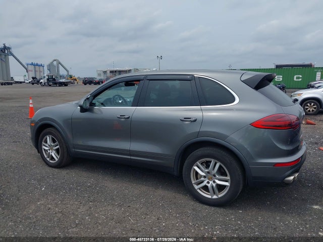 Продаж на аукціоні авто 2017 Porsche Cayenne S, vin: WP1AB2A29HLA50205, номер лоту: 45723136
