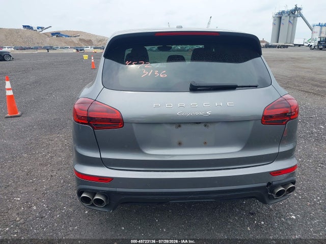 Продаж на аукціоні авто 2017 Porsche Cayenne S, vin: WP1AB2A29HLA50205, номер лоту: 45723136