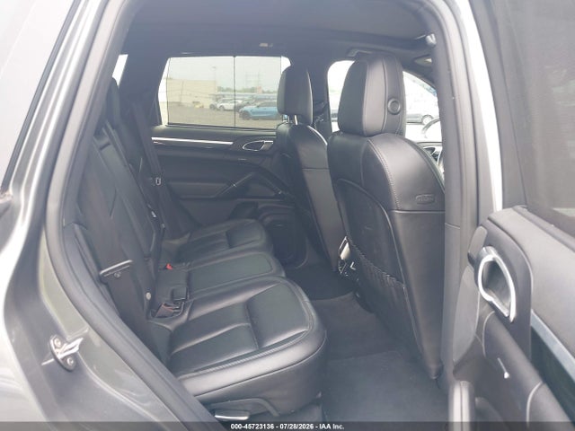 Продаж на аукціоні авто 2017 Porsche Cayenne S, vin: WP1AB2A29HLA50205, номер лоту: 45723136