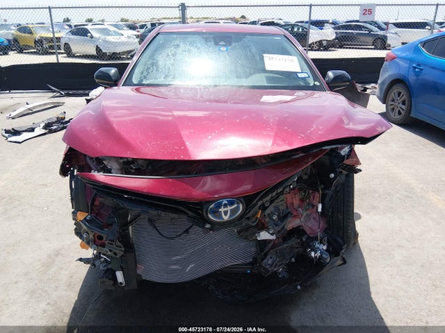 2021 Toyota Camry Le Hybrid მანქანა იყიდება აუქციონზე, vin: 4T1C31AK1MU548240, აუქციონის ნომერი: 45723178