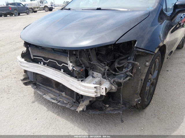 Продаж на аукціоні авто 2020 Chrysler Pacifica Touring, vin: 2C4RC1FG2LR264095, номер лоту: 45723215