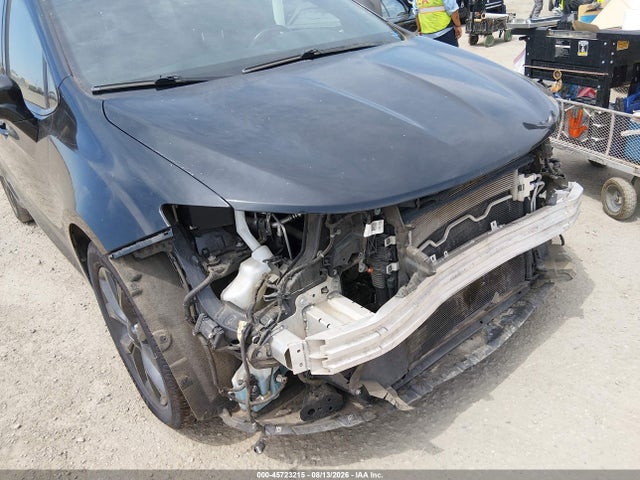 Продаж на аукціоні авто 2020 Chrysler Pacifica Touring, vin: 2C4RC1FG2LR264095, номер лоту: 45723215