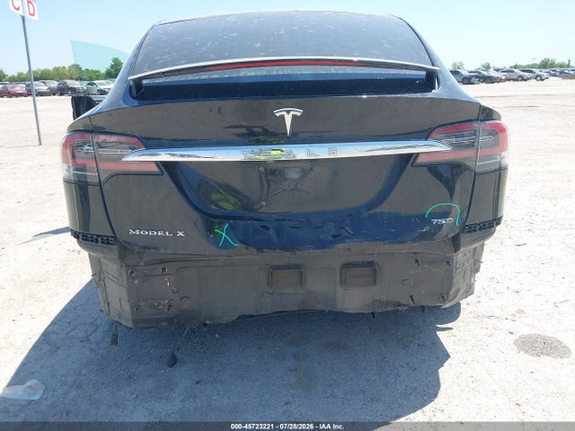 45723221 :رقم المزاد ، 5YJXCDE2XHF077222 vin ، 2017 Tesla Model X 100d/75d/90d مزاد بيع