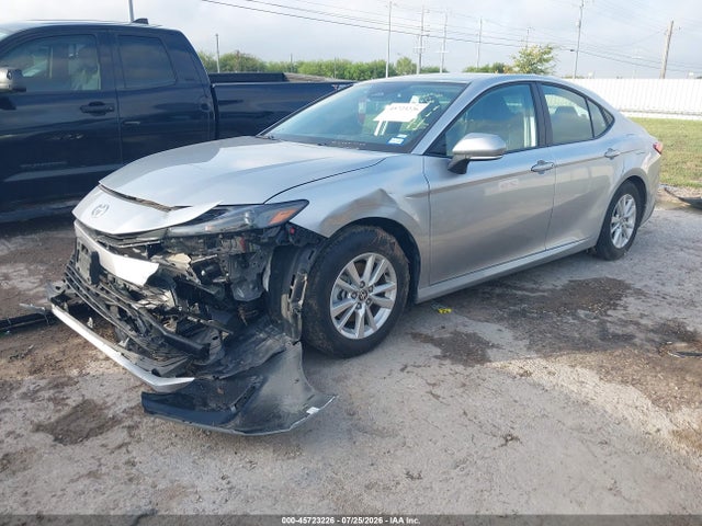 Toyota CAMRY LE 2026 4T1DAACK8TU686413 Image 2