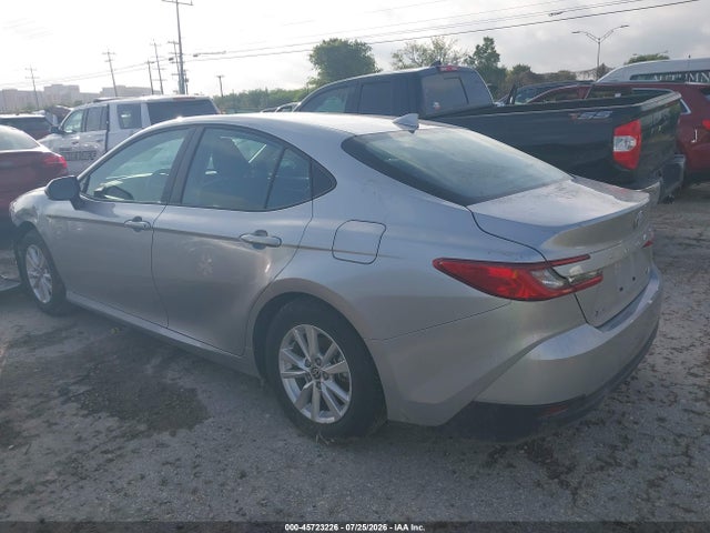 Toyota CAMRY LE 2026 4T1DAACK8TU686413 Image 3