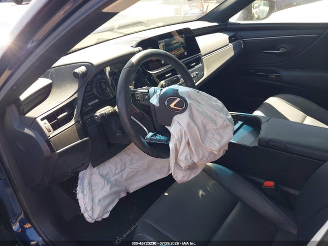 Lexus ES 300H 2024 58ADA1C1XRU048706 Image 18