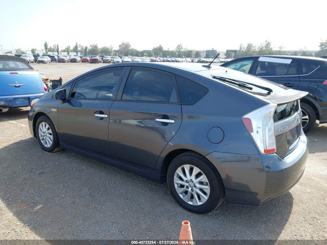 2014 Toyota Prius Plug-in მანქანა იყიდება აუქციონზე, vin: JTDKN3DP0E3053743, აუქციონის ნომერი: 45723254