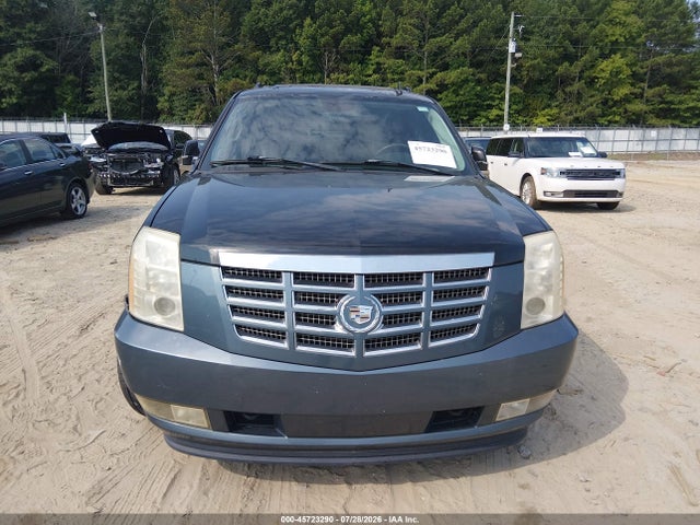 Продаж на аукціоні авто 2008 Cadillac Escalade Esv, vin: 1GYFK66818R108570, номер лоту: 45723290