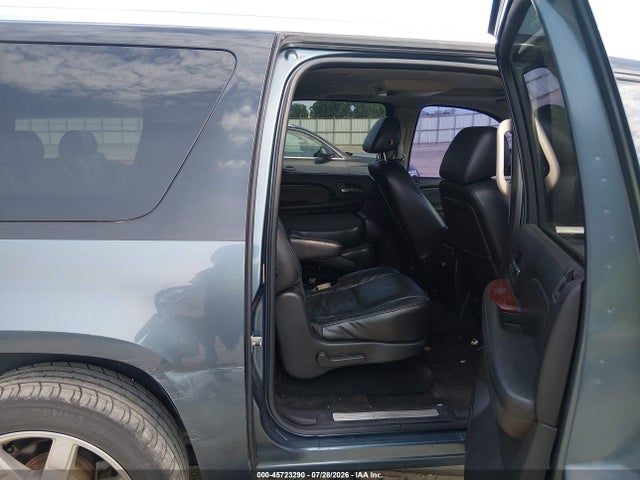 Продаж на аукціоні авто 2008 Cadillac Escalade Esv, vin: 1GYFK66818R108570, номер лоту: 45723290