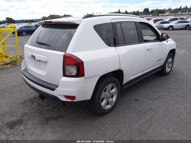 1C4NJCBA3ED832569 Jeep Compass Sport