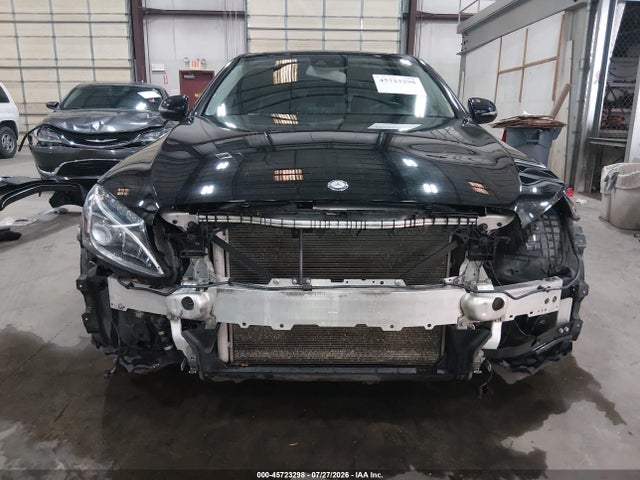 55SWF4KB7GU136425 Mercedes-Benz C 300 4matic