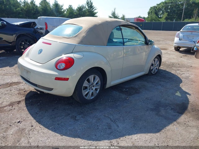 45723308 :رقم المزاد ، 3VWPF31Y88M402115 vin ، 2008 Volkswagen New Beetle S مزاد بيع