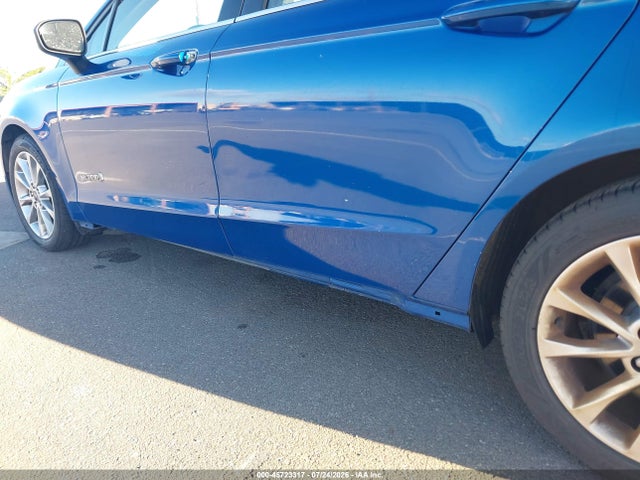 3FA6P0UU7HR160185 Ford Fusion Hybrid S