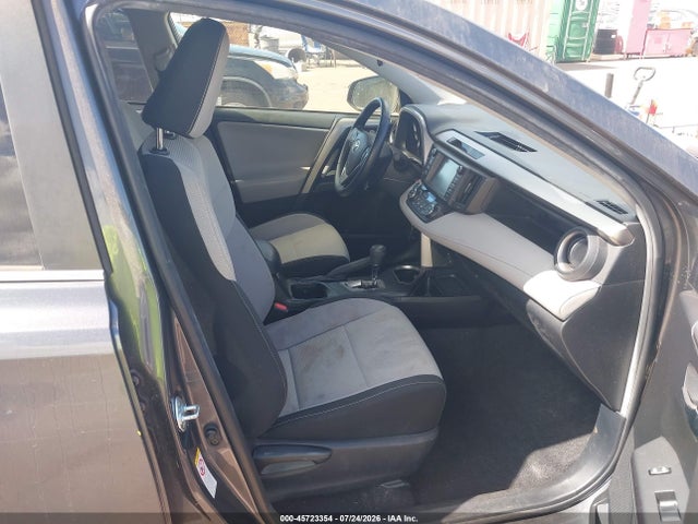 JTMRJREV2HD136275 Toyota Rav4 Hybrid Xle
