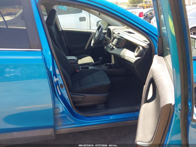 Toyota RAV4 LE 2017 2T3BFREV7HW600652 Image 5
