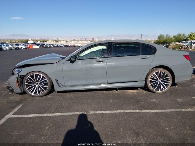 WBA7F0C56JGM23918 BMW 750i