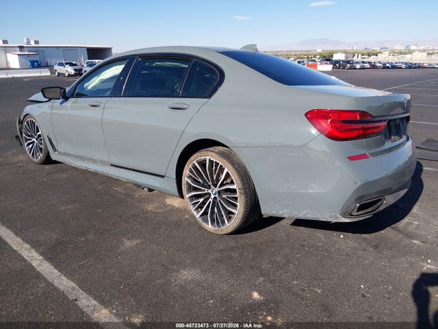 WBA7F0C56JGM23918 BMW 750i