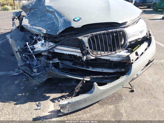 WBA7F0C56JGM23918 BMW 750i