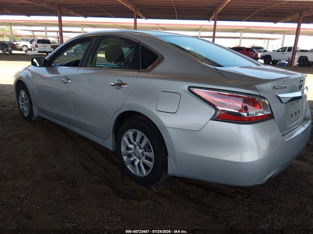 Nissan Altima 2.5 S 2014 1N4AL3AP8EN206112 Image 3