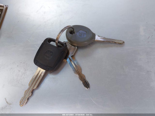 2000 Mitsubishi Montero Sport Ls/xls მანქანა იყიდება აუქციონზე, vin: JA4MT31H7YP811676, აუქციონის ნომერი: 45723501