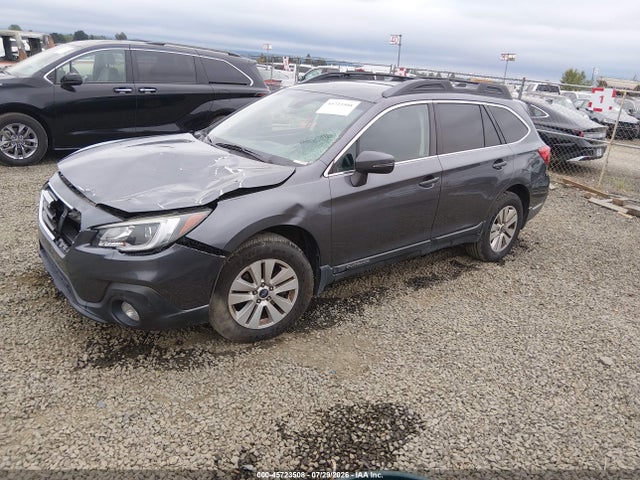 Subaru Outback 2.5i Premium 2018 4S4BSAFC9J3307284 Image 2