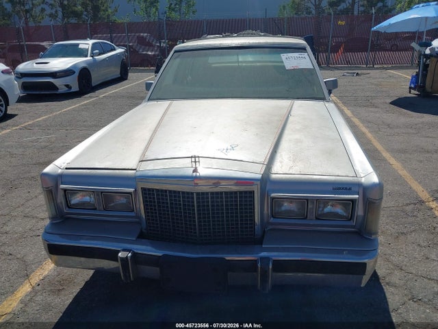 Продажа на аукционе авто 1985 Lincoln Town Car, vin: 1LNBP96F1FY763221, номер лота: 45723556
